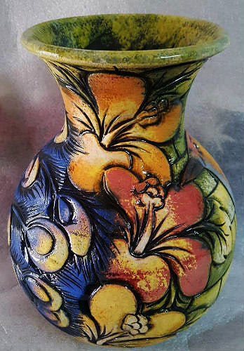 Peacock & hibiscus vase - Sweet Jamaica Shopping
